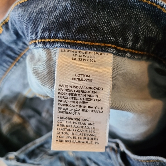 Men's Straight Fit Stretch Jean, Medium Wash - Picture 6 of 6